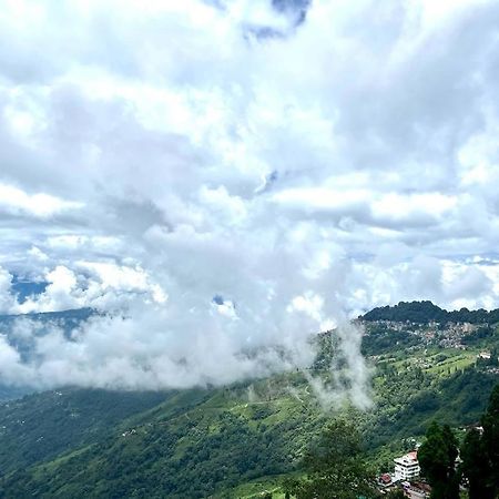 International Youth Hostel Darjeeling Дарджилинг Экстерьер фото