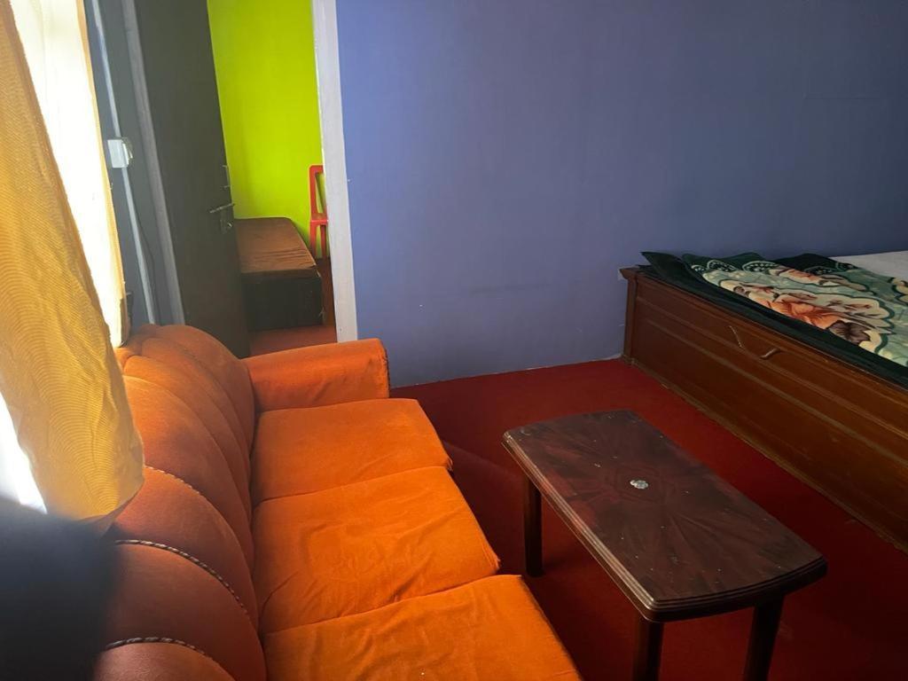 International Youth Hostel Darjeeling Дарджилинг Экстерьер фото